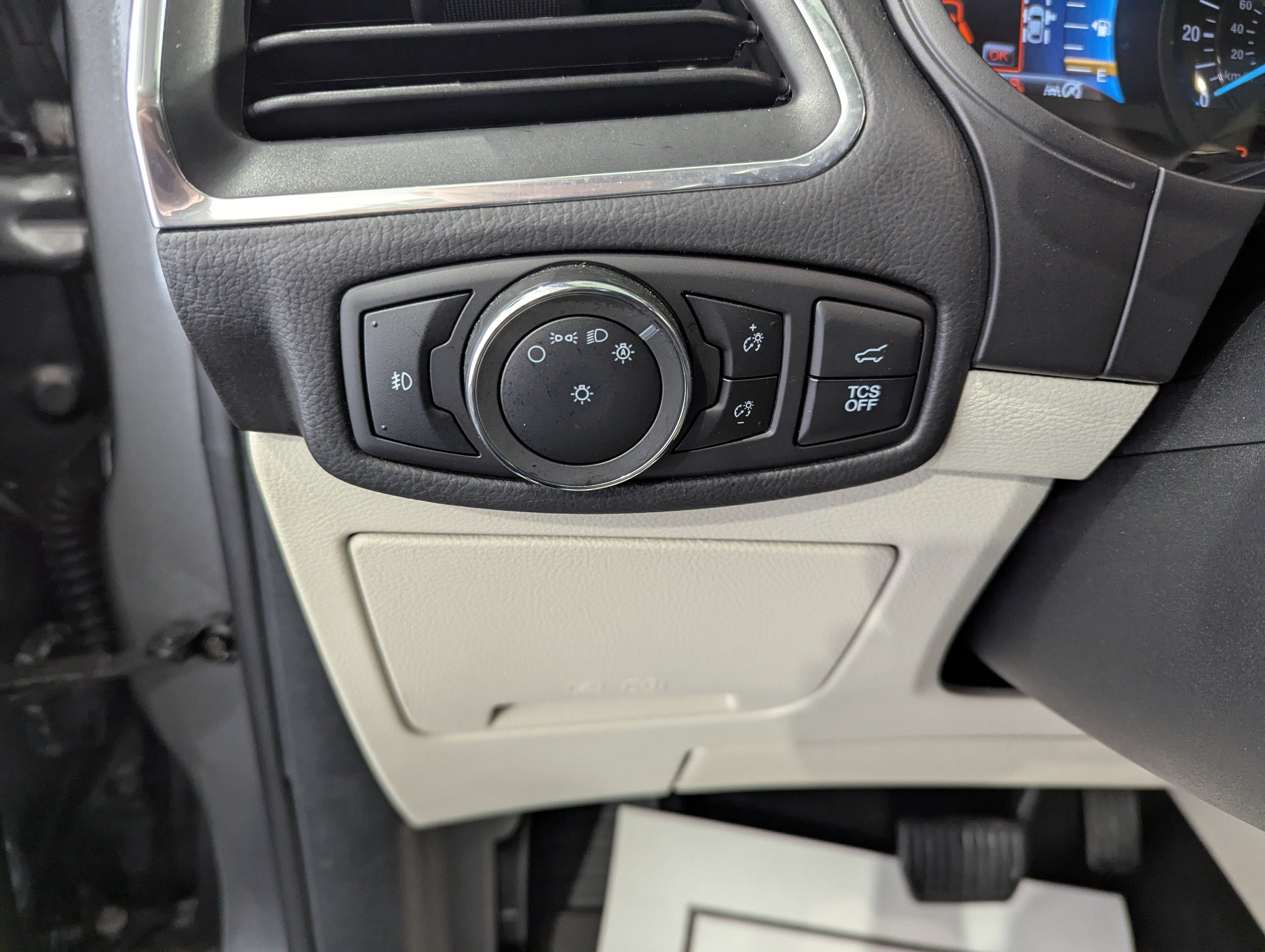 2024 Ford Edge Titanium AWD