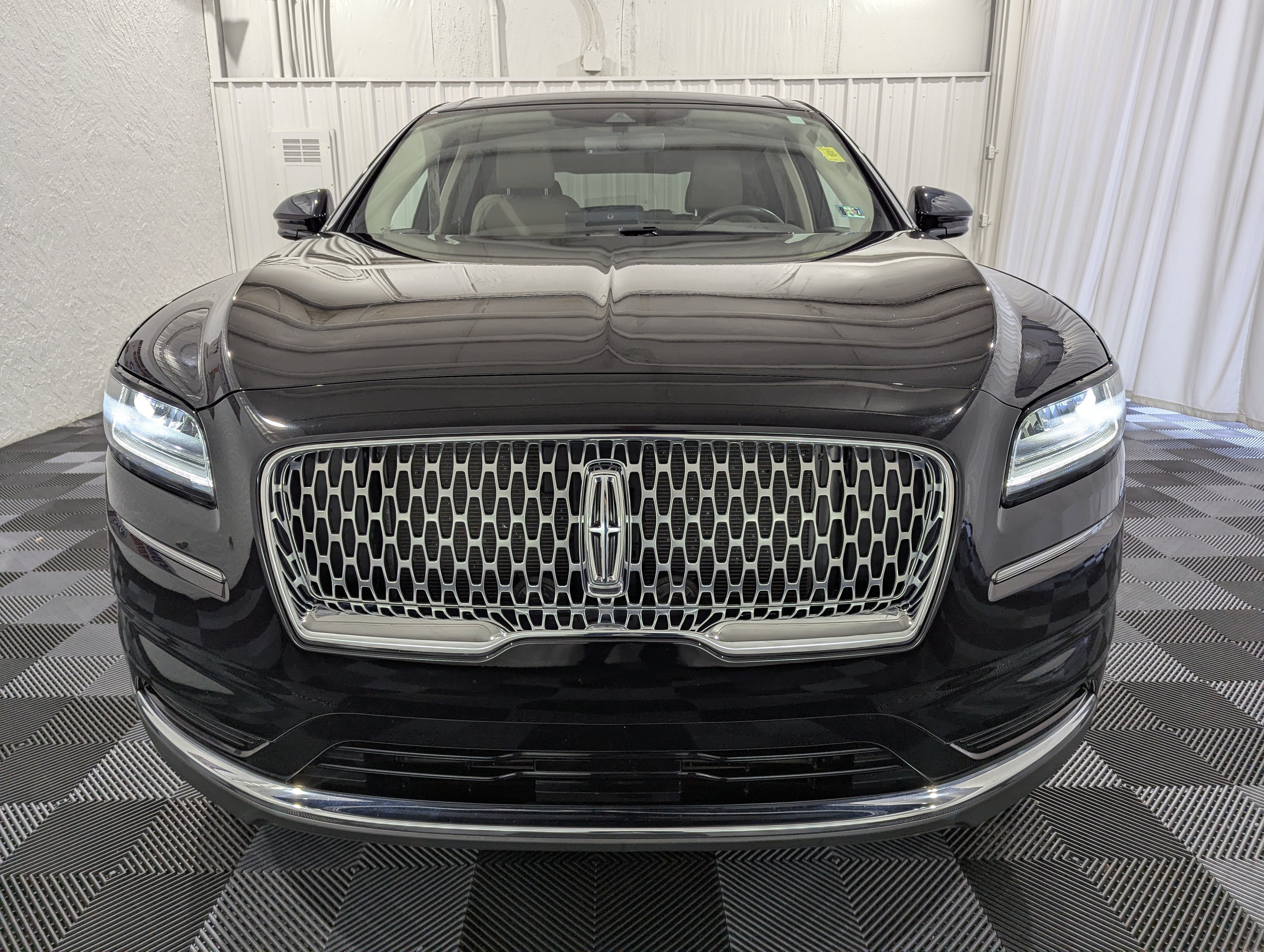 2023 Lincoln Nautilus Standard AWD