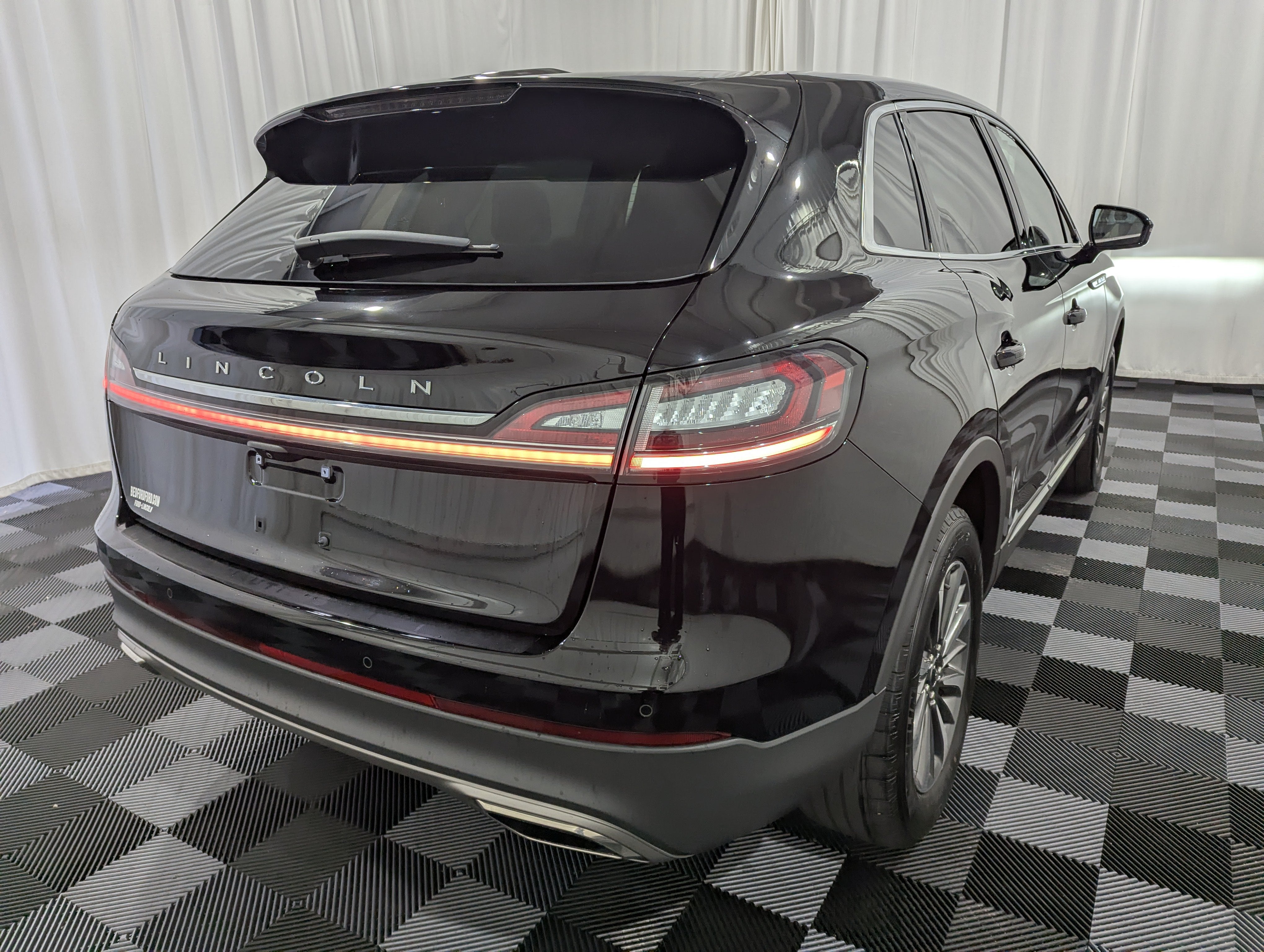 2023 Lincoln Nautilus Standard AWD