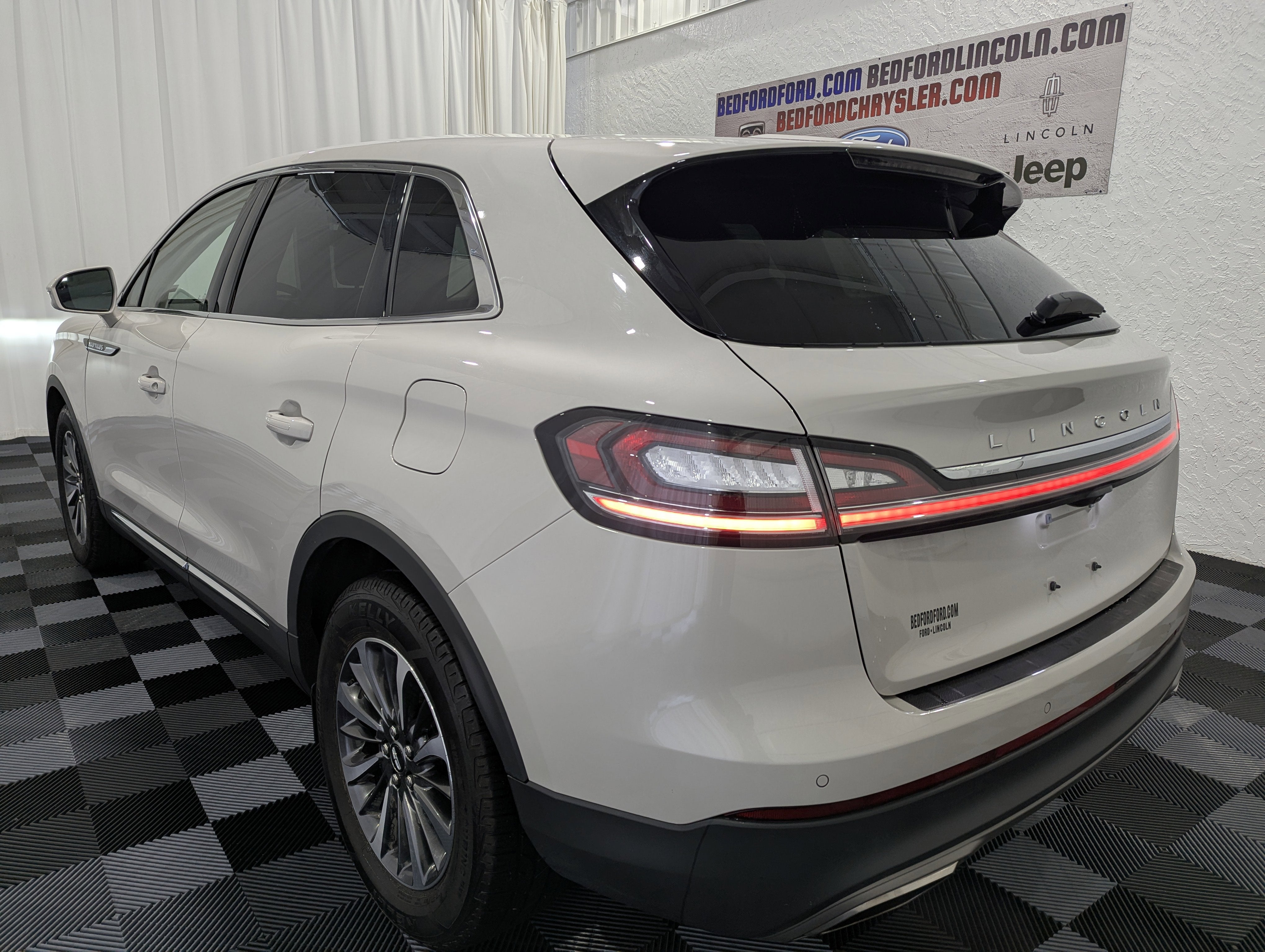 2023 Lincoln Nautilus Standard AWD