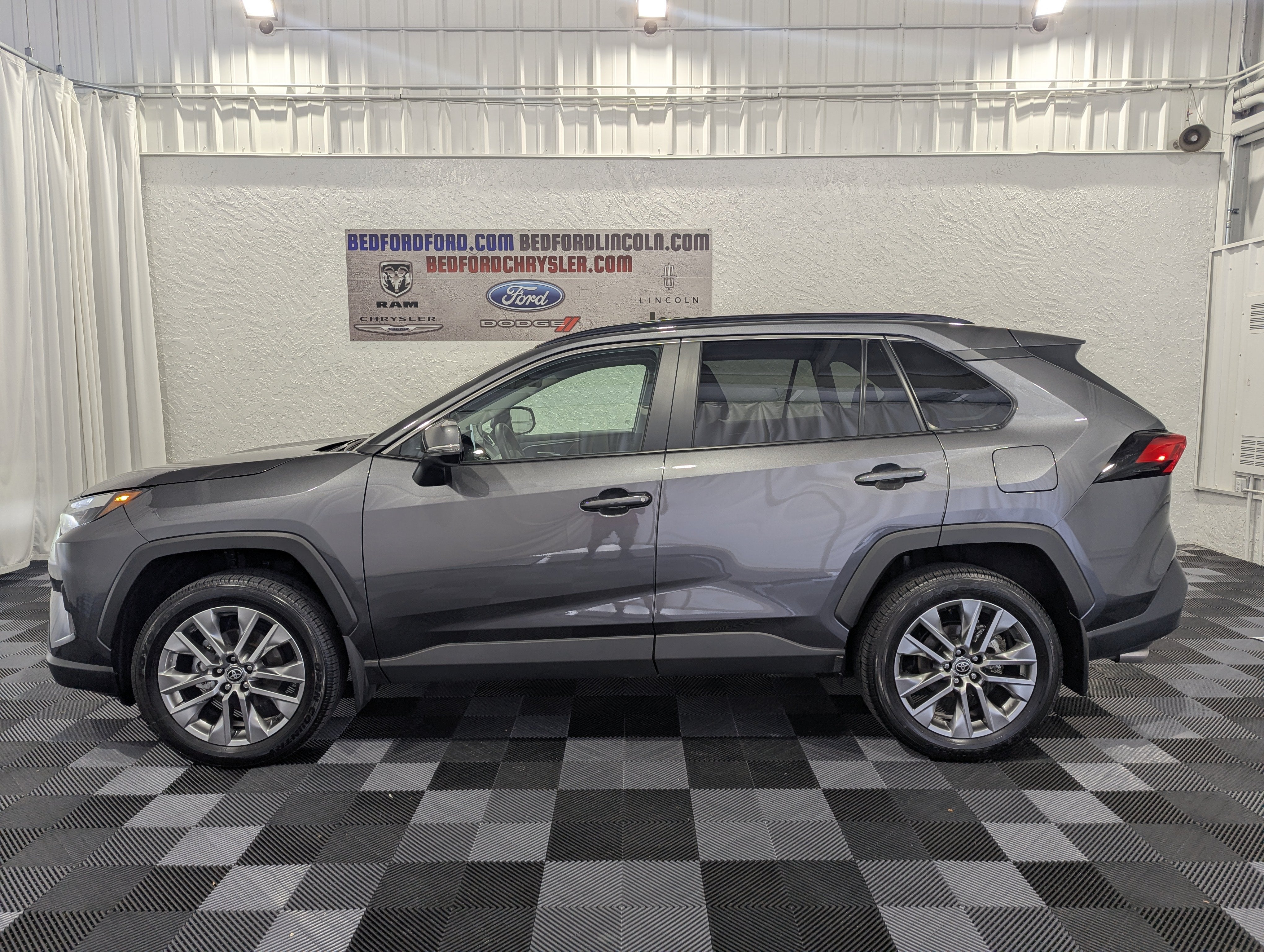 2025 Toyota RAV4 XLE Premium AWD