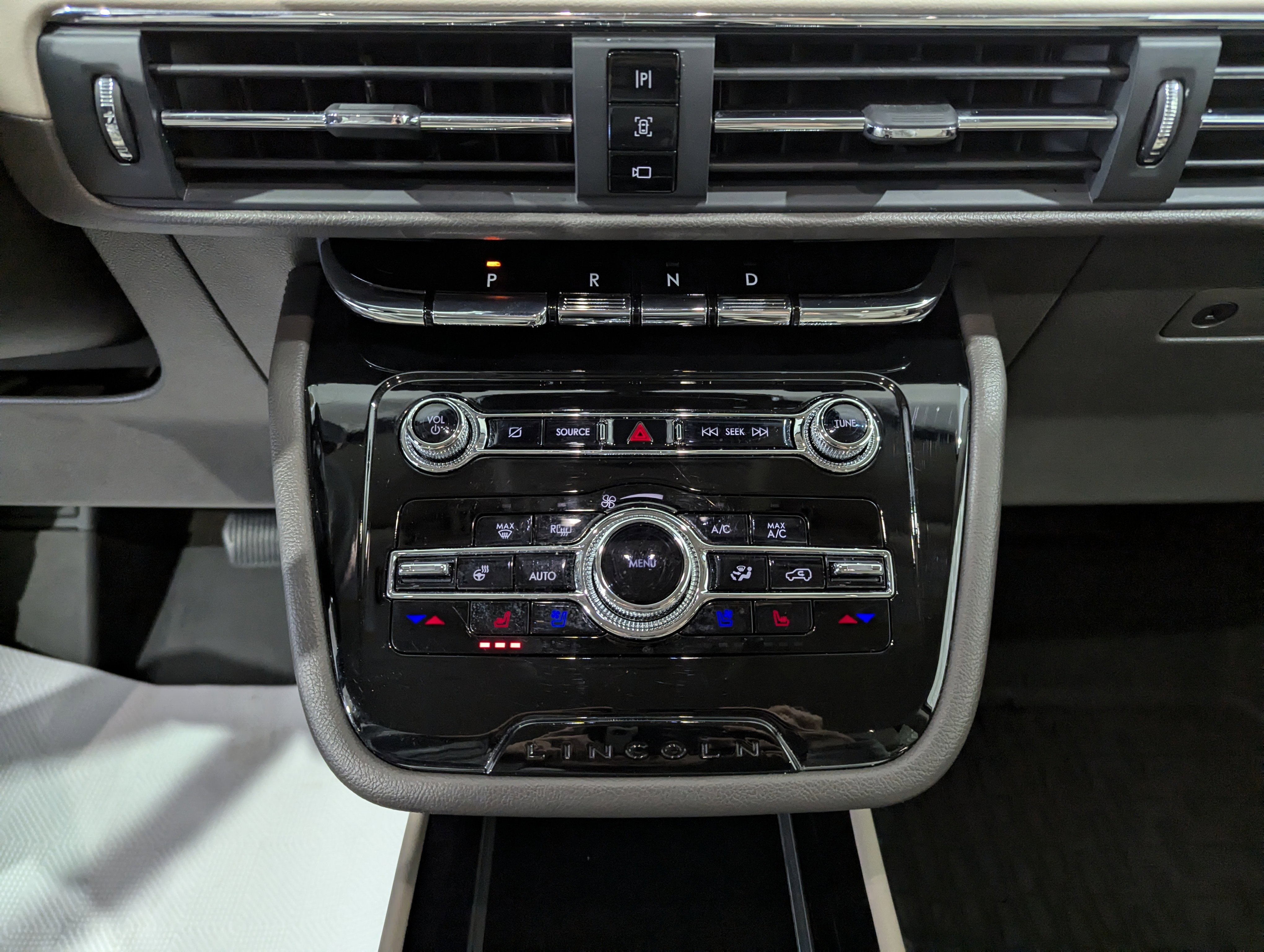 2022 Lincoln Corsair Standard AWD