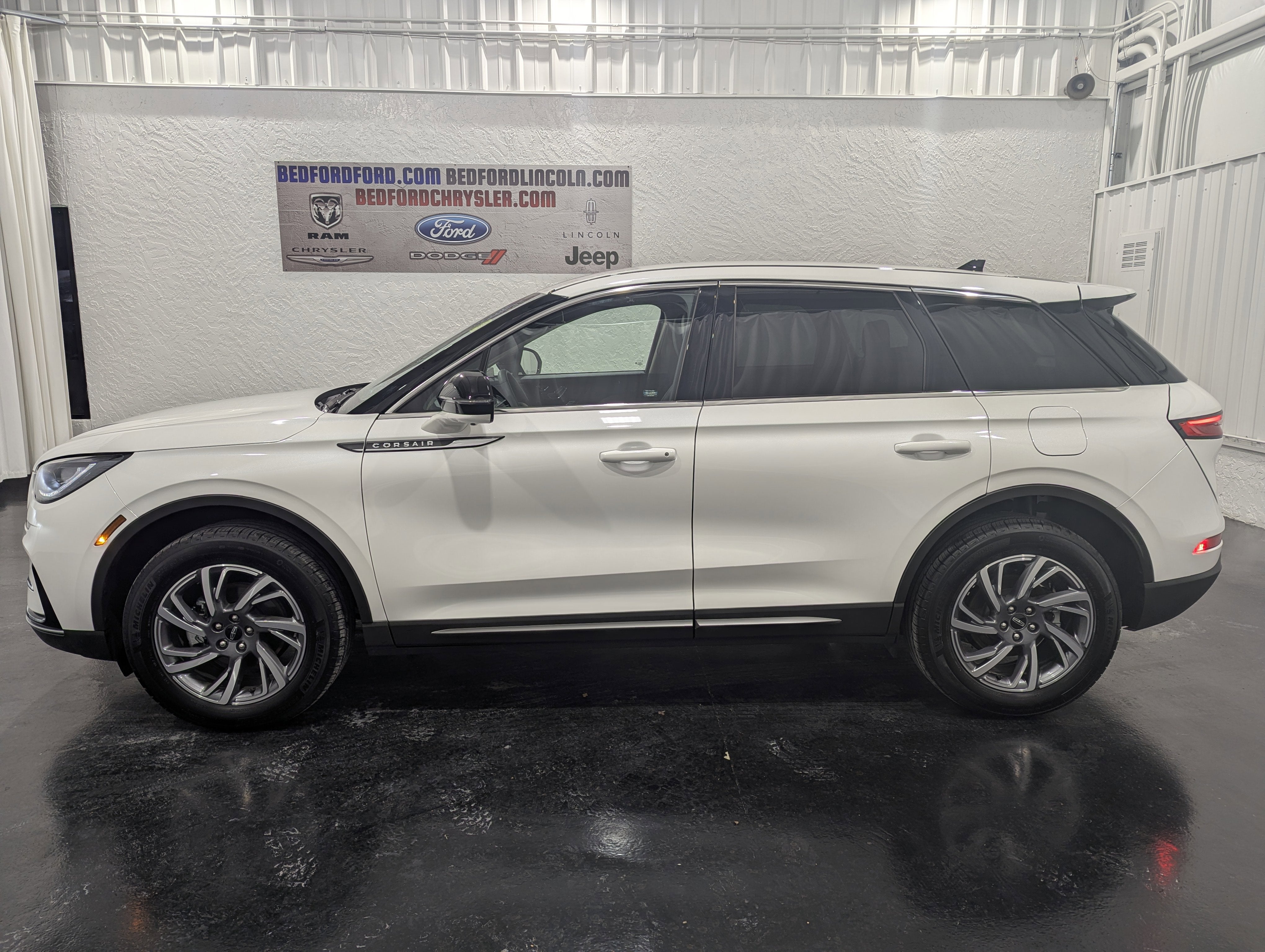 2023 Lincoln Corsair Standard AWD