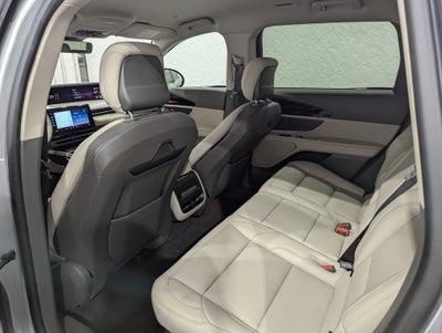 2025 Lincoln Nautilus Premiere AWD