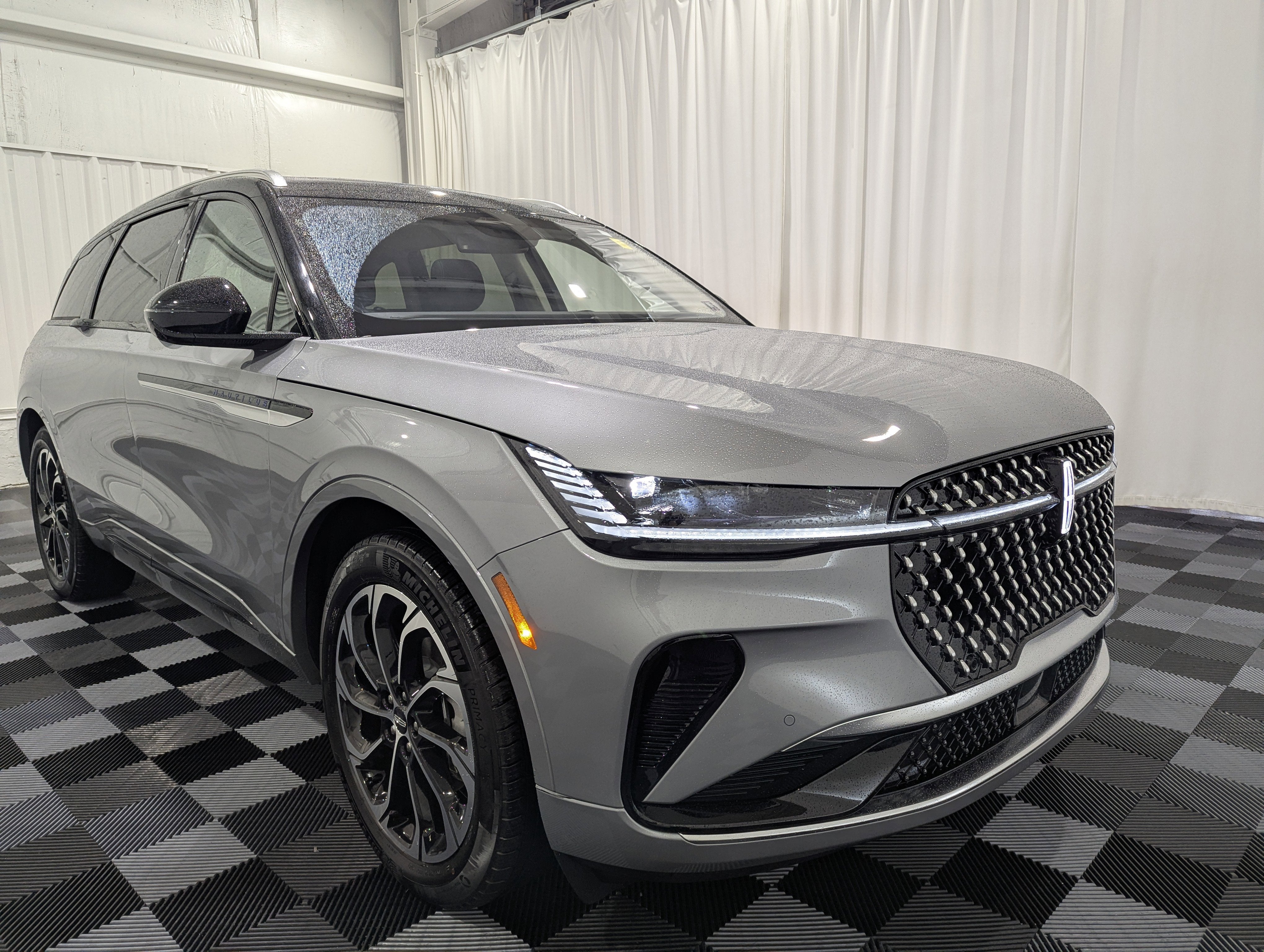 2025 Lincoln Nautilus Reserve AWD