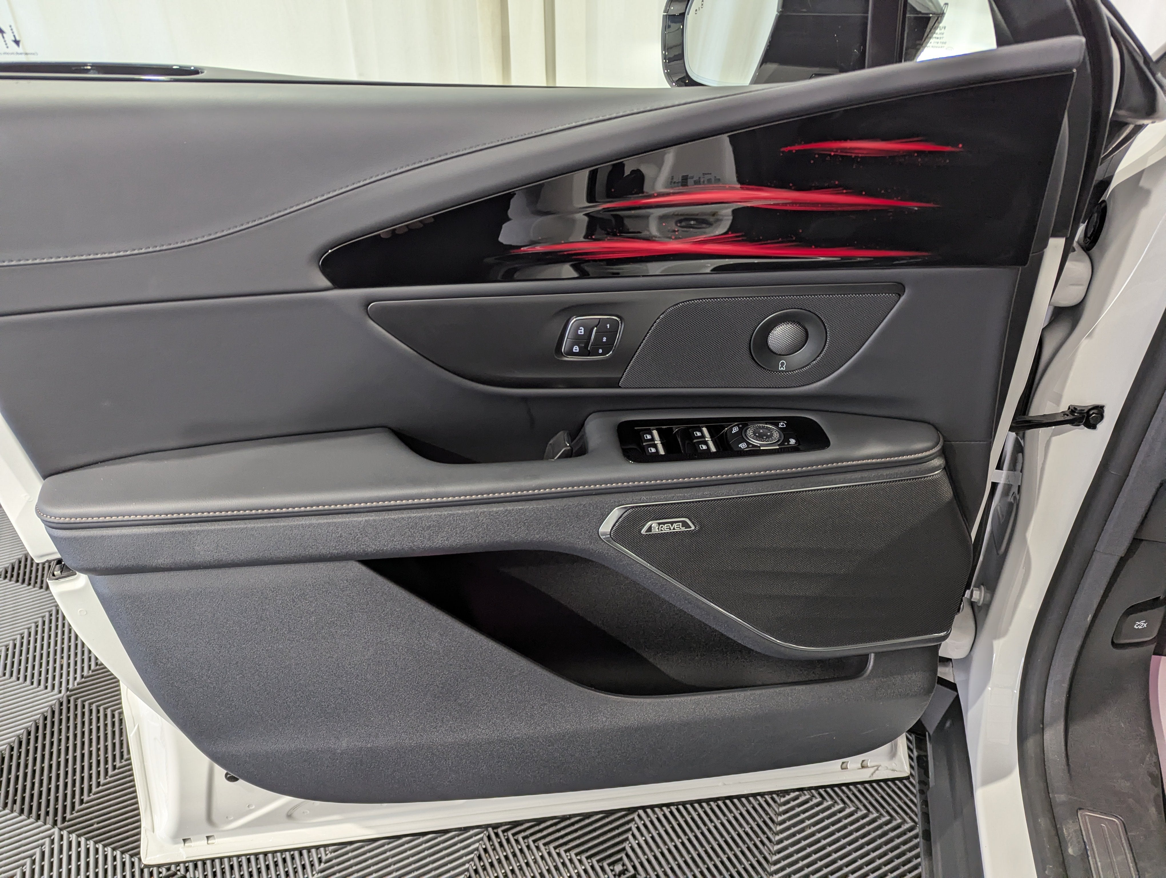 2026 Lincoln Nautilus Reserve AWD