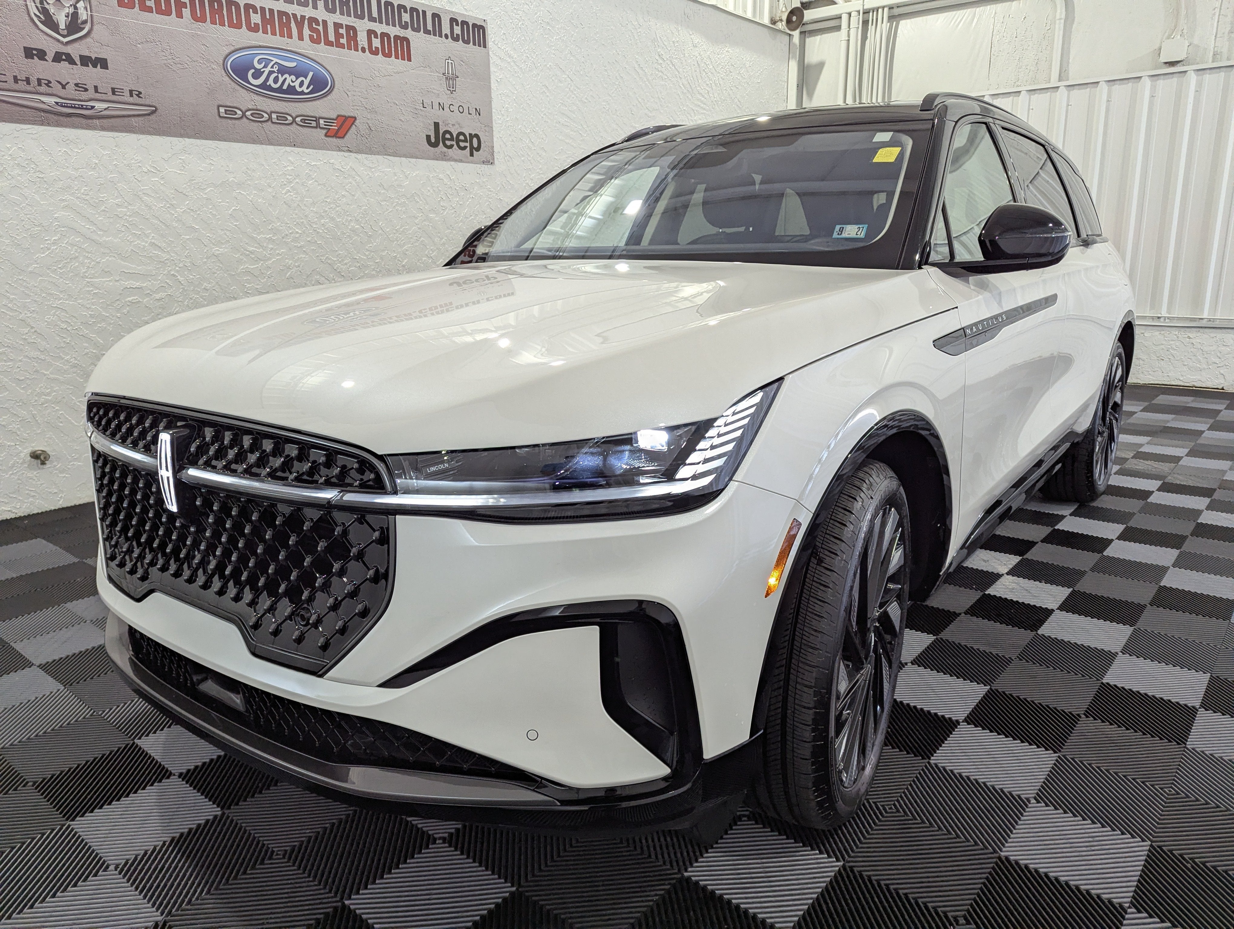 2026 Lincoln Nautilus Reserve AWD