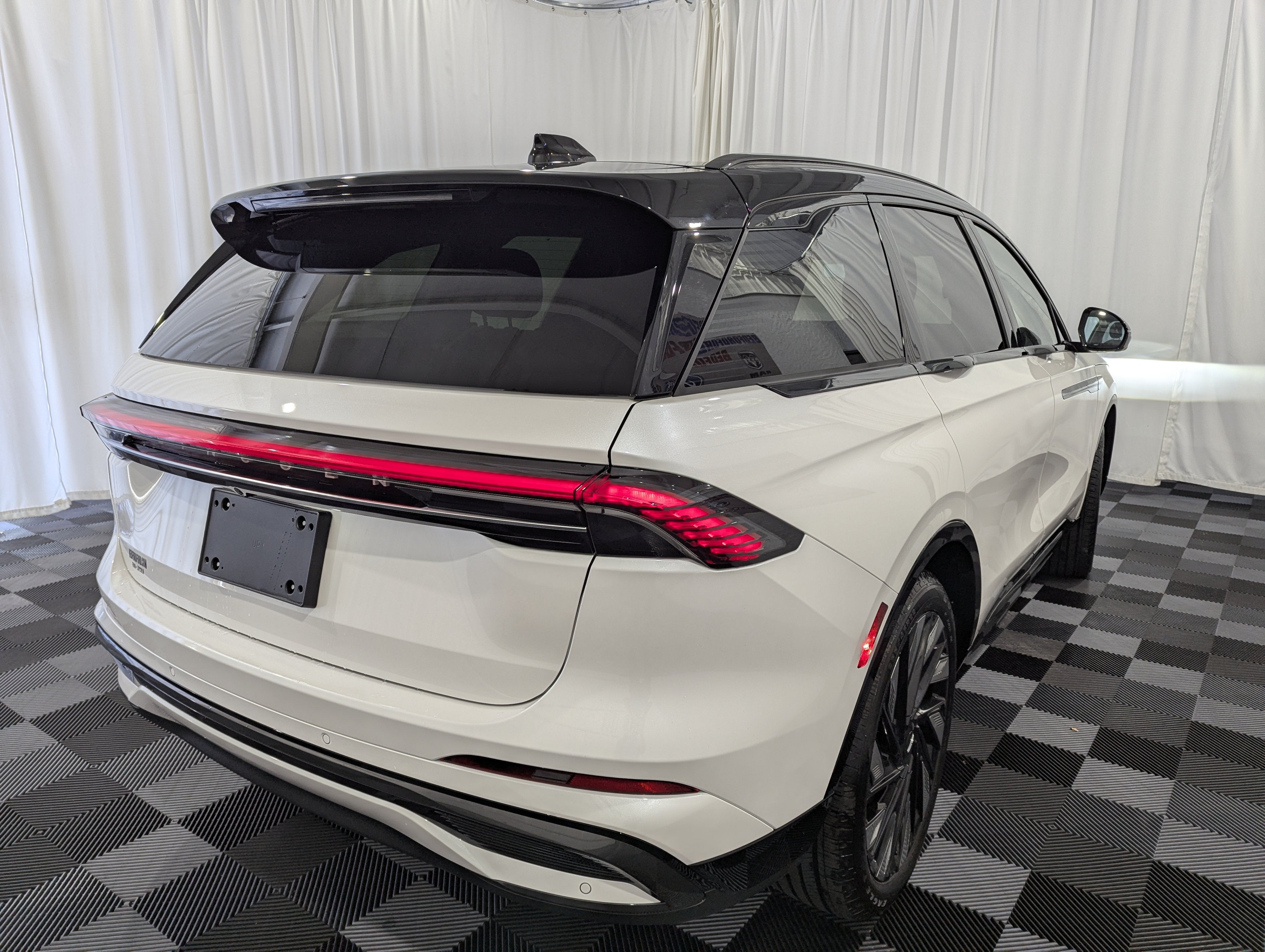 2026 Lincoln Nautilus Reserve AWD