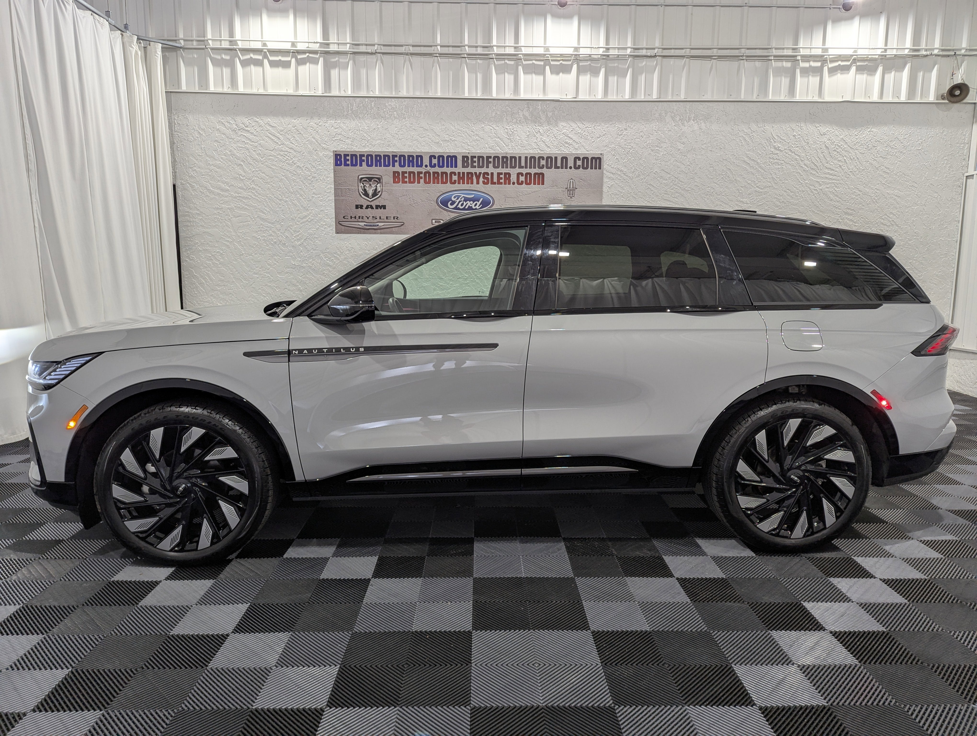 2026 Lincoln Nautilus Reserve AWD