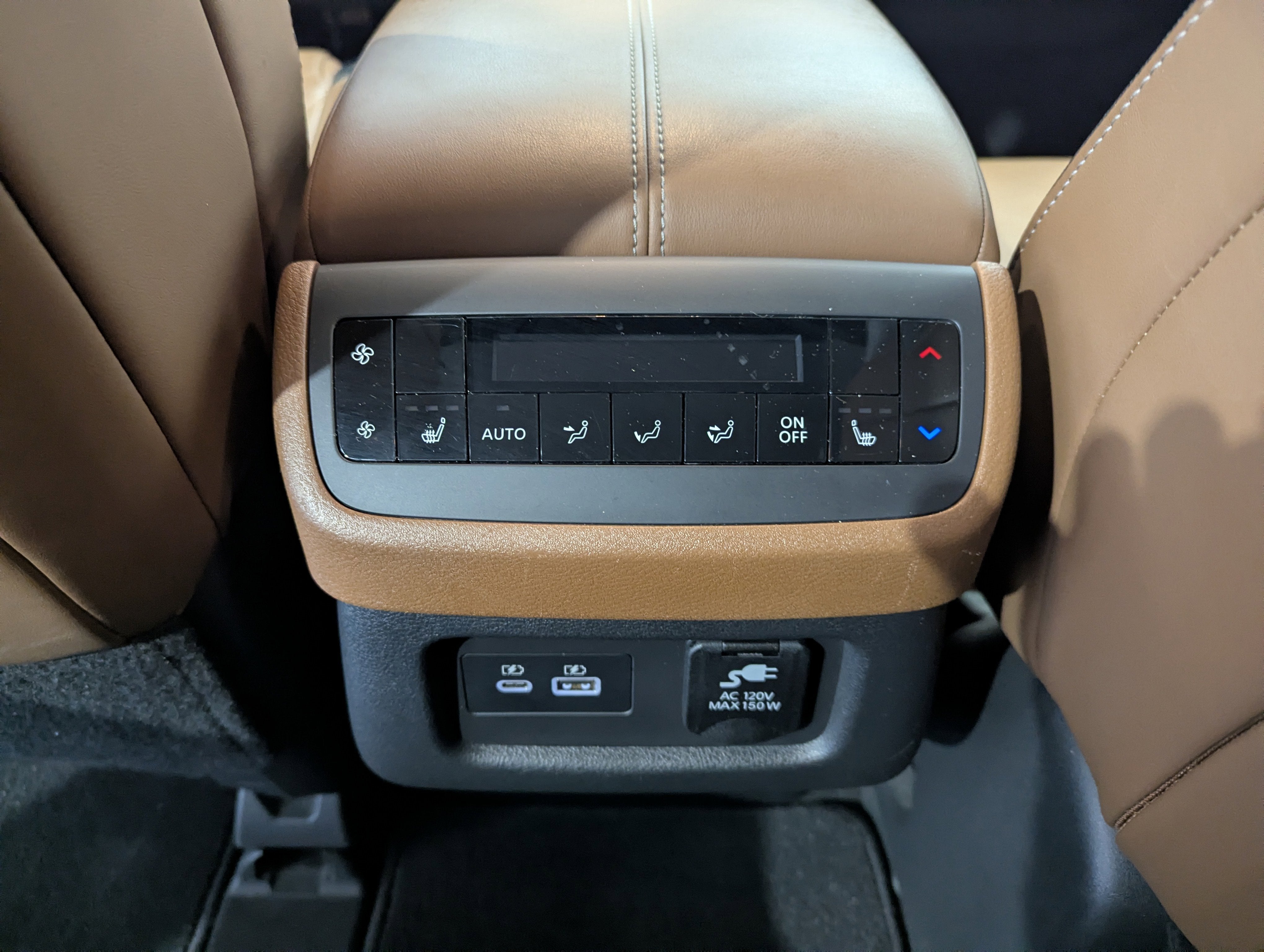2022 Nissan Pathfinder Platinum 4x4