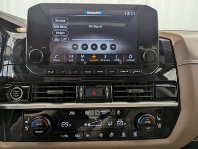 2022 Nissan Pathfinder Platinum 4x4
