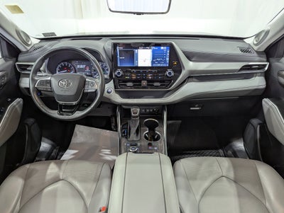 2021 Toyota Highlander Platinum AWD