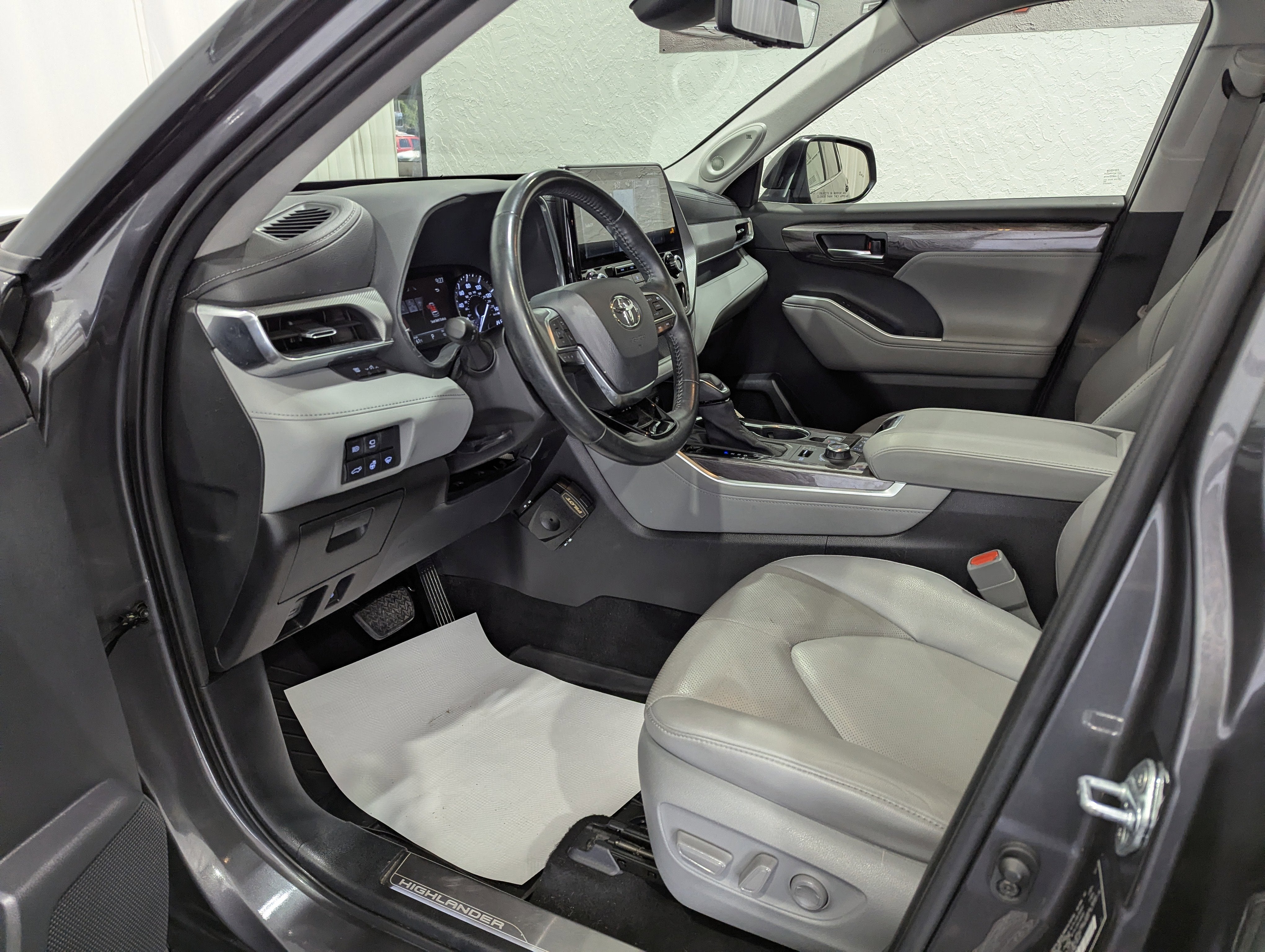 2021 Toyota Highlander Platinum AWD