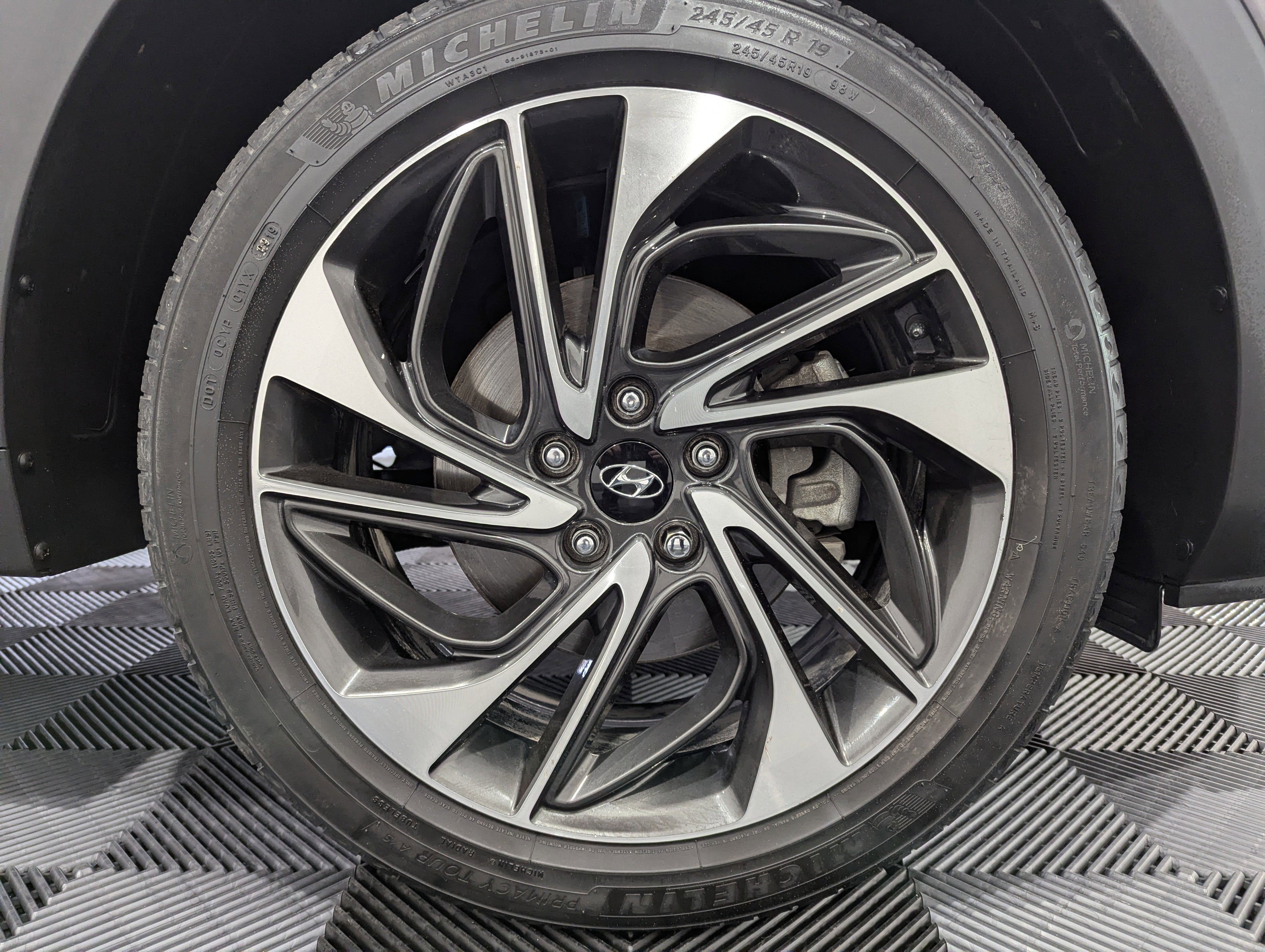 2020 Hyundai Tucson Sport